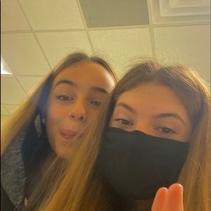 Meet your Posher, Katelyn